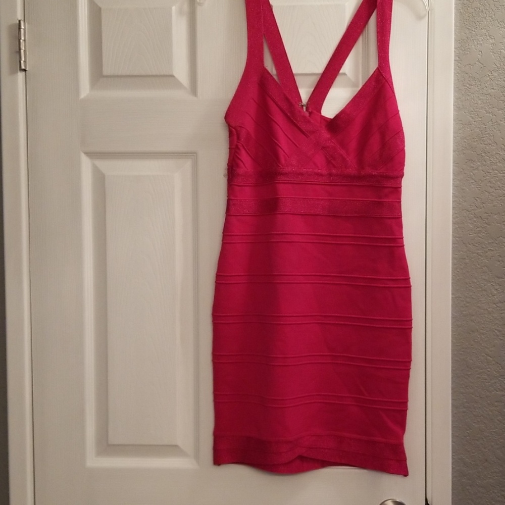 **sexy  Fuchsia    fitted body dress
